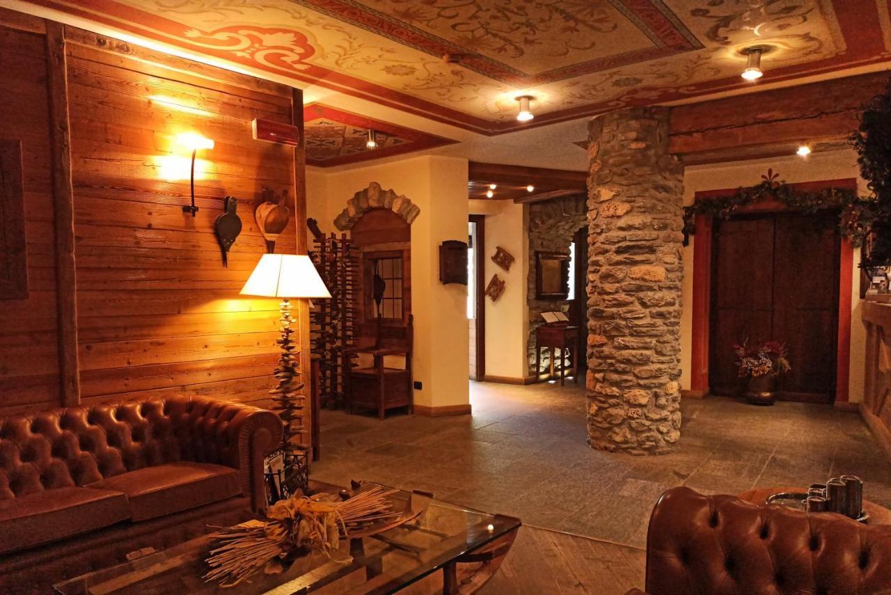 Le Miramonti Hotel Restaurant & Wellness La Thuile Exterior foto