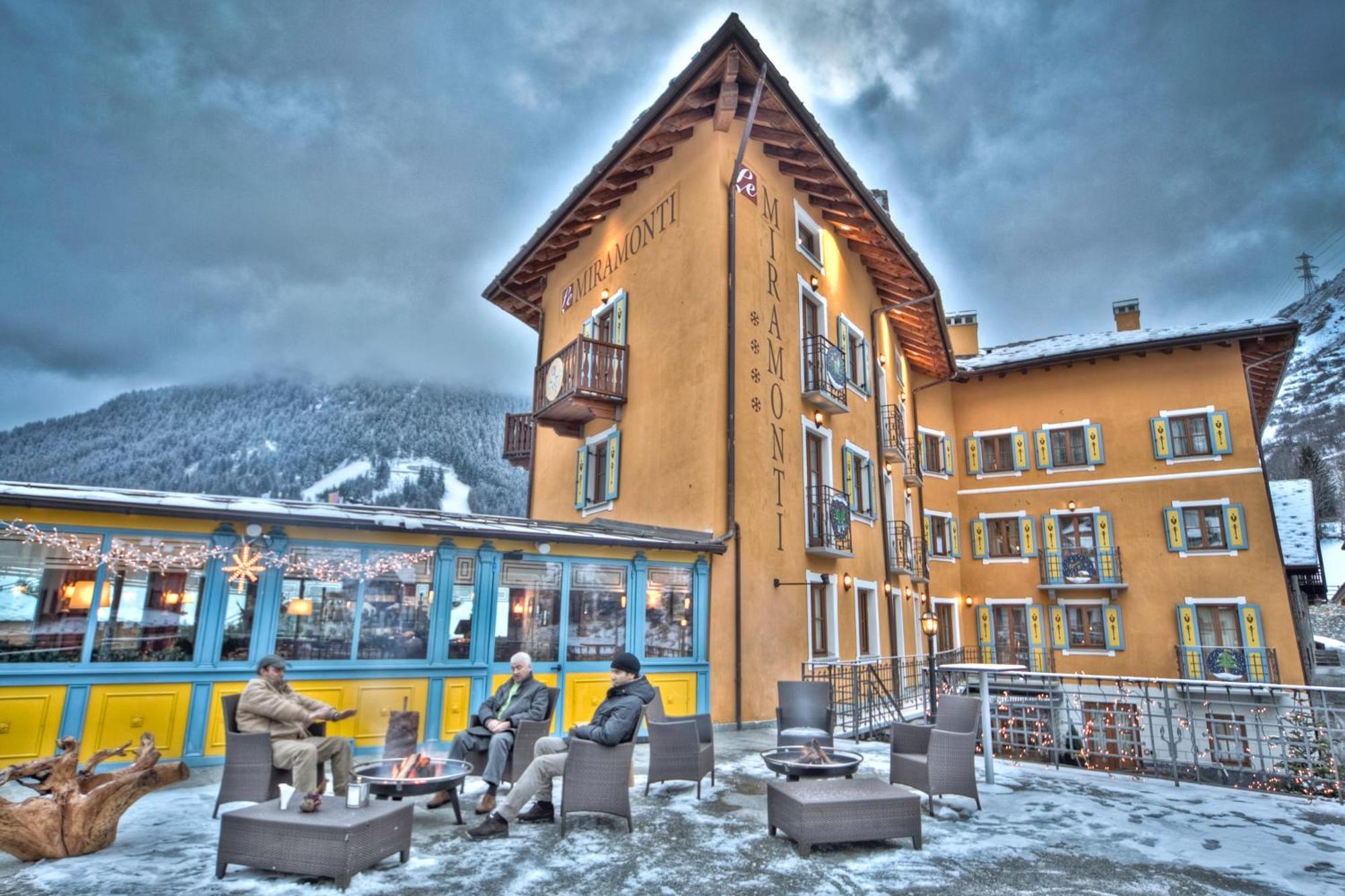 Le Miramonti Hotel Restaurant & Wellness La Thuile Exterior foto