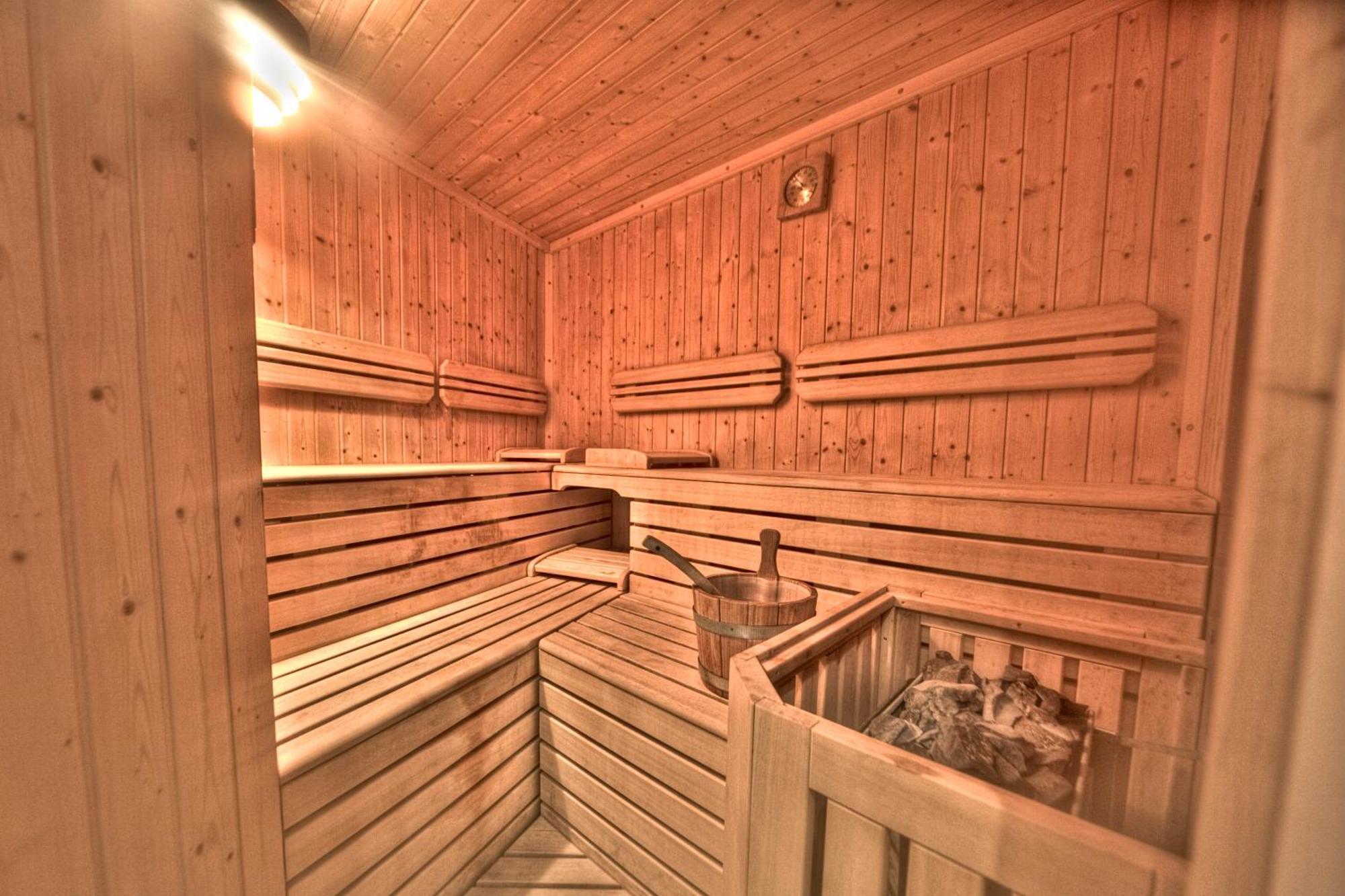 Le Miramonti Hotel Restaurant & Wellness La Thuile Exterior foto