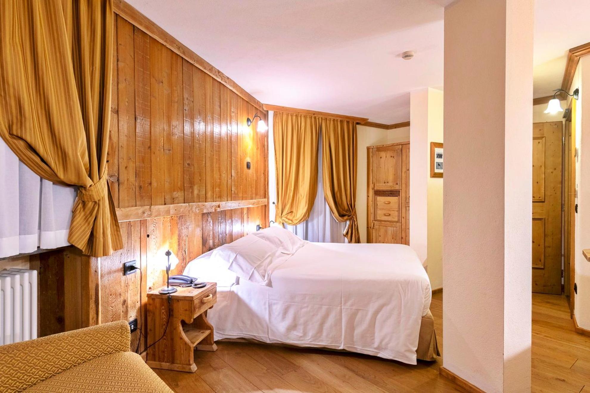 Le Miramonti Hotel Restaurant & Wellness La Thuile Exterior foto