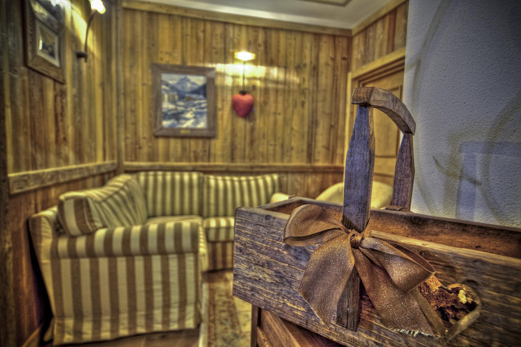 Le Miramonti Hotel Restaurant & Wellness La Thuile Exterior foto
