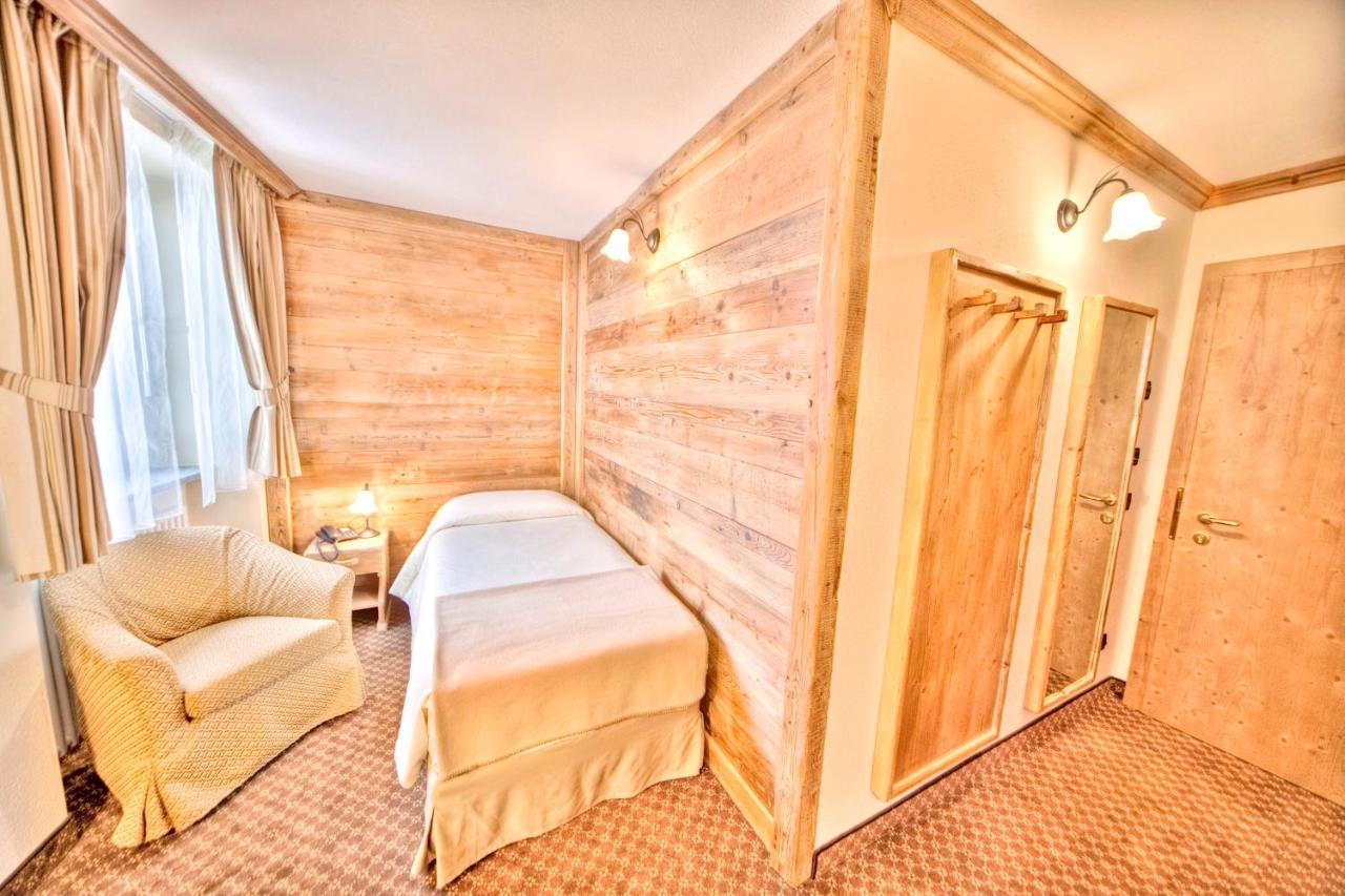 Le Miramonti Hotel Restaurant & Wellness La Thuile Exterior foto